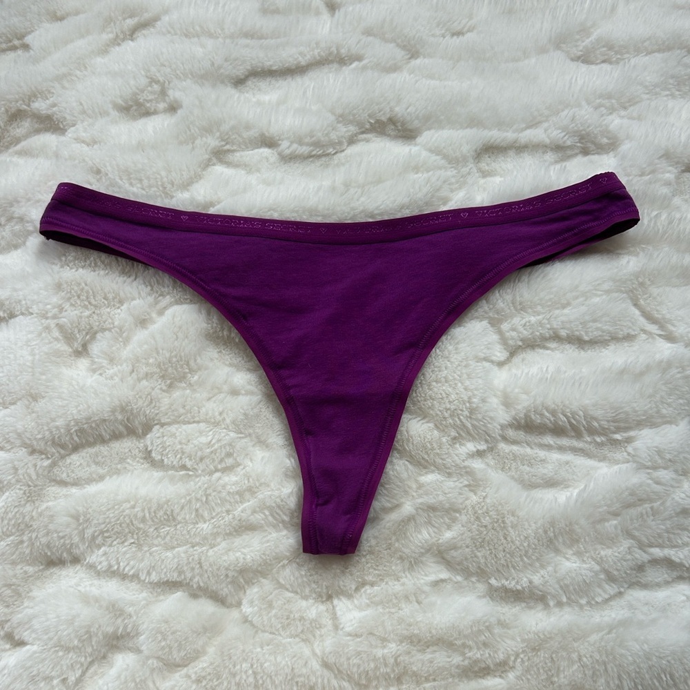 2015 Victoria’s Secret Thong Panty M